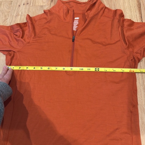 REI 100% merino wool medium stretchy Rust Long Sleeve Pullover - Picture 2 of 4